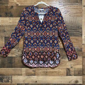 DR2 Dark Pattern Open Neck Blouse